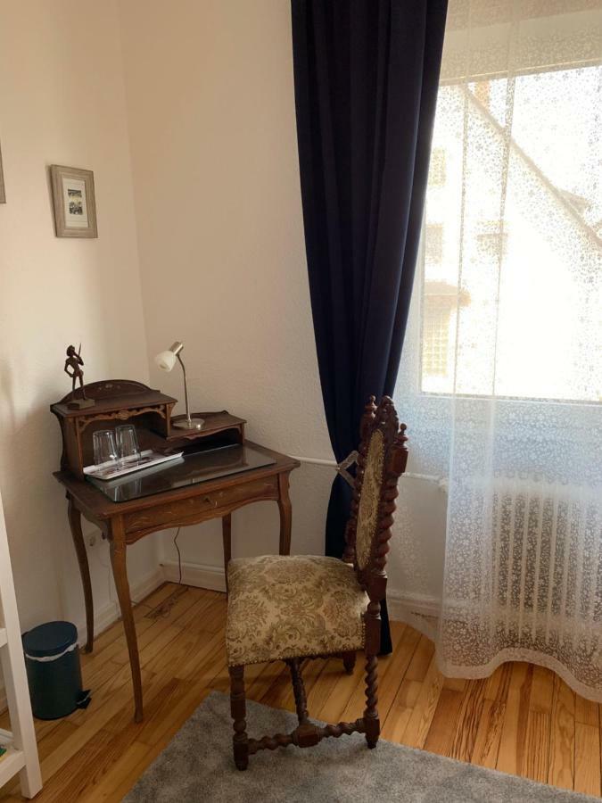 Apartment Moderne Mit Balkon Im Schoenen Saarland
